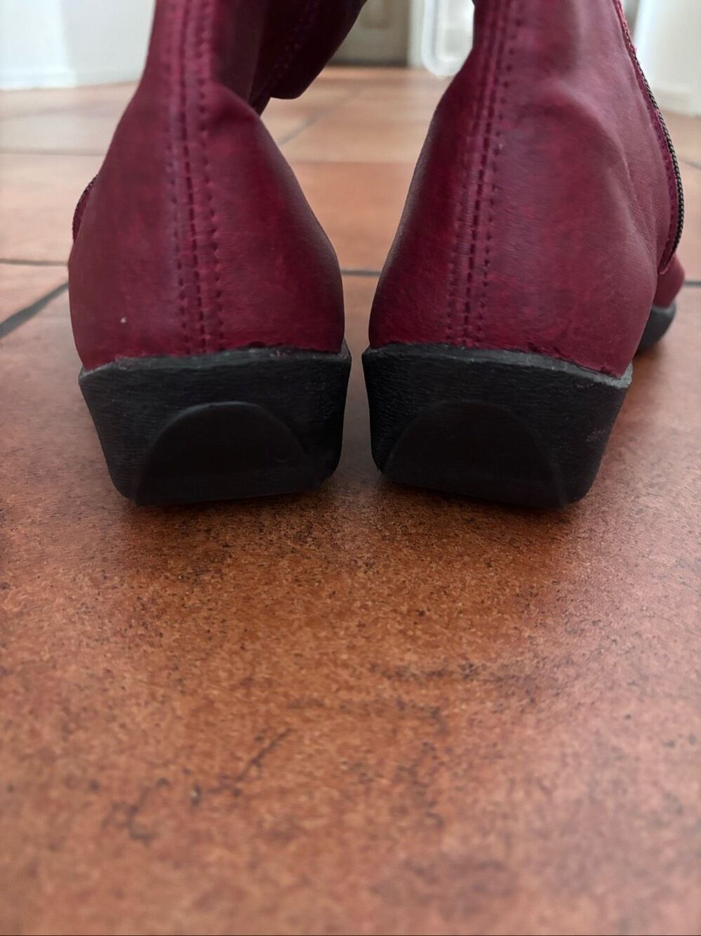 Arcopedico Cherry Red Booties - Picture 5 of 6